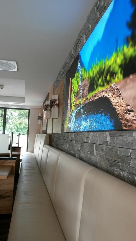 Alpenflair Hotel Бухлое Екстериор снимка